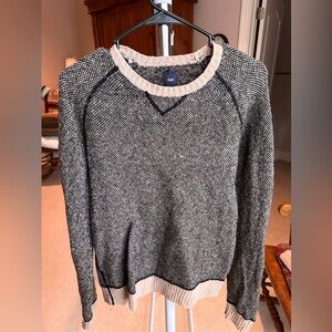 GAP Sweater - Size S